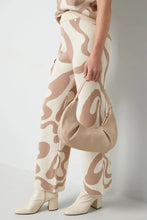 Afbeelding in Gallery-weergave laden, Plissé Perfection Bag Beige
