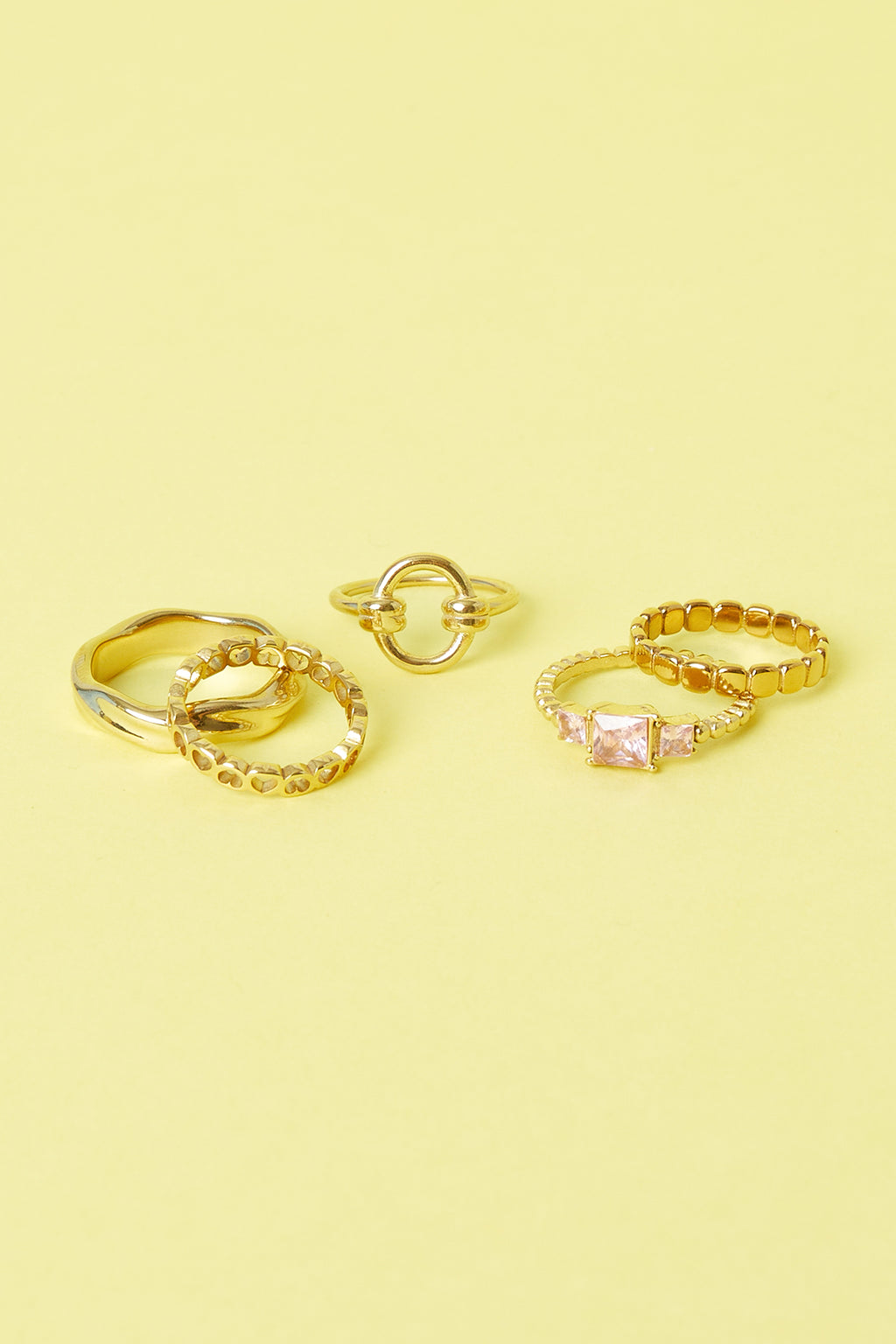 Elegant Gold Minimalist Ring for Everyday Wear